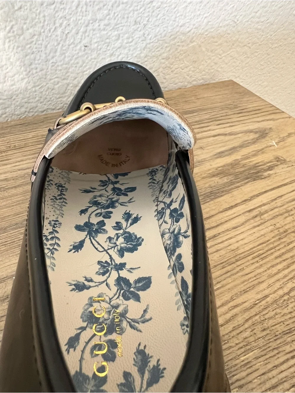 Gucci Cordovan Lux Lug Sole Black Gold Horsebit Bee Embroidered leather loafers